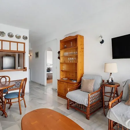 Club Atlantis With Views * אדחה